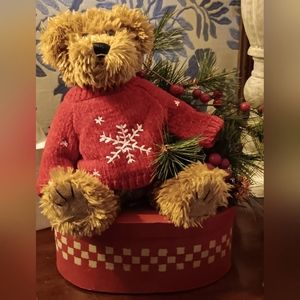 Plush Teddy Bear In A Red Snowflakes Sweater Christmas Holiday Display 9" x 7"